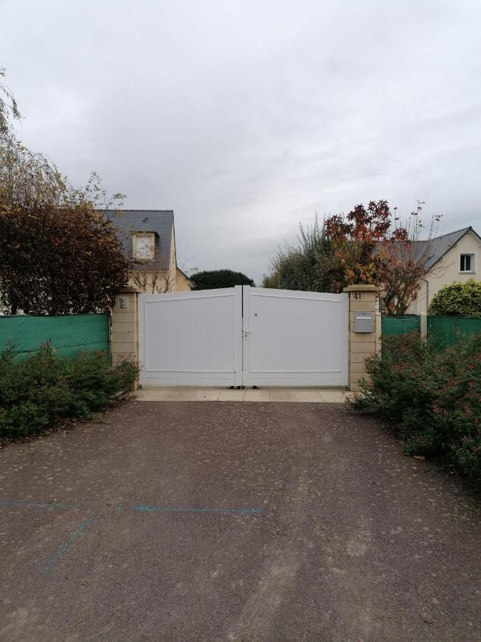 Villa Des Pontons Maison 5 Chambres Avec Grand Jardin Clos Et Belle Terrasse Sejour Spacieux Lumineux A 2 Kms De La Plage D'Arromanches Pres De Bayeux, Omaha Beach - Table De Ping Pong - Garage Tracy-sur-Mer Екстериор снимка